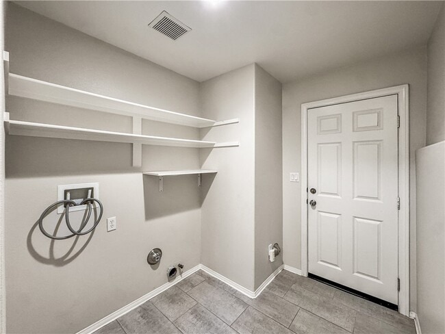 Building Photo - 20546 Earl St