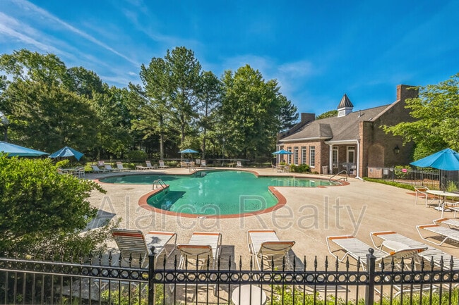 Building Photo - 11418 Savannah Creek Dr