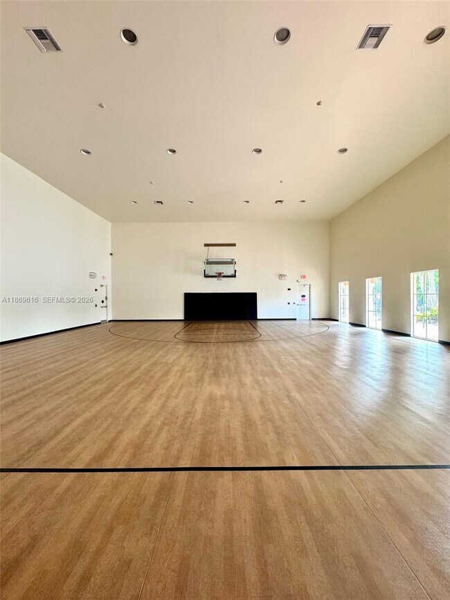 Building Photo - 4402 SW 160th Ave