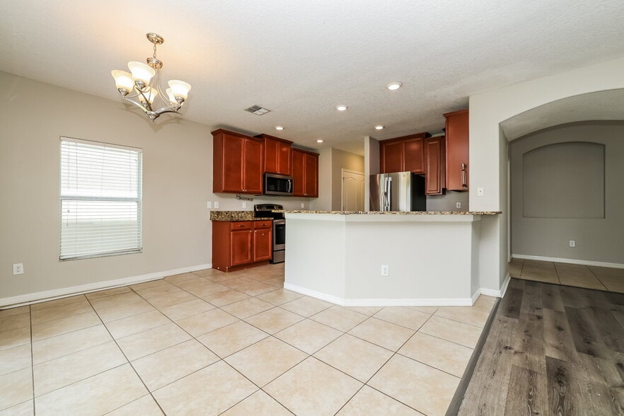 Building Photo - 6402 Trent Creek Dr