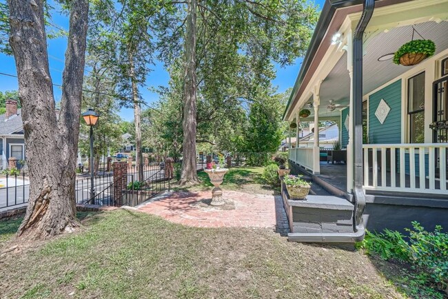 Building Photo - 964 Oglethorpe Ave SW