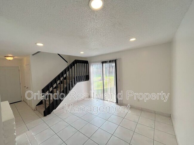 Building Photo - 5151 Picadilly Circus Ct