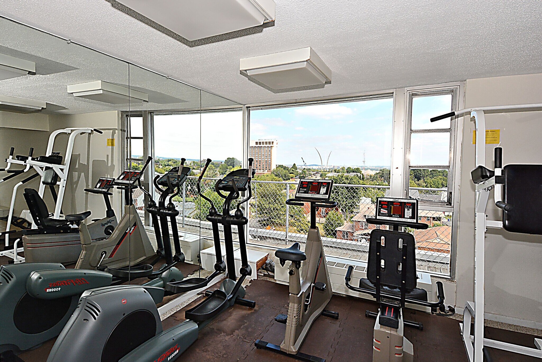 Building Photo - 1830 Columbia Pike