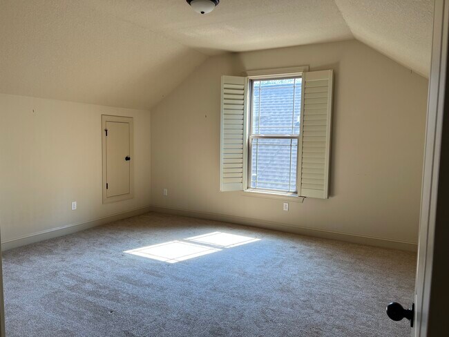 Building Photo - 3234 Championship Dr