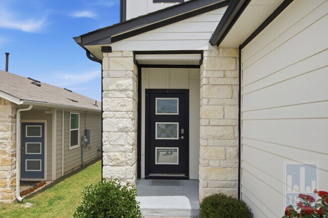 Building Photo - 10925 Tildon Ave