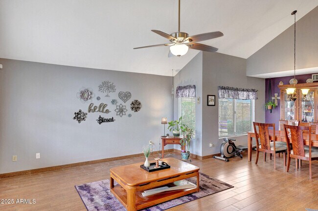 Building Photo - 15237 N 61st Dr