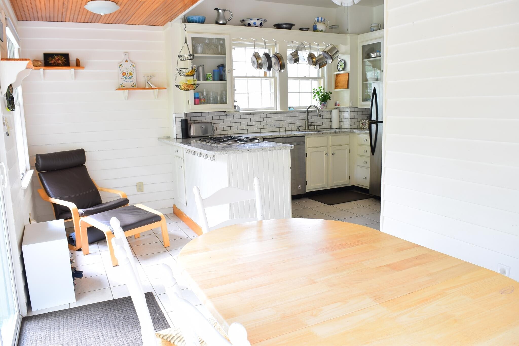 Building Photo - 136 Shawnee Pl