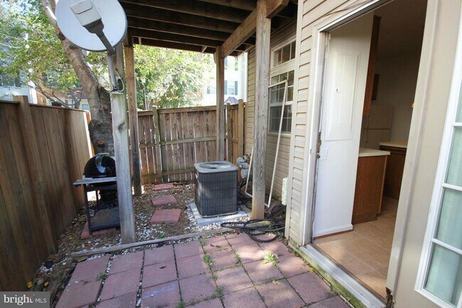 Building Photo - 4312 Mallory Hill Ln