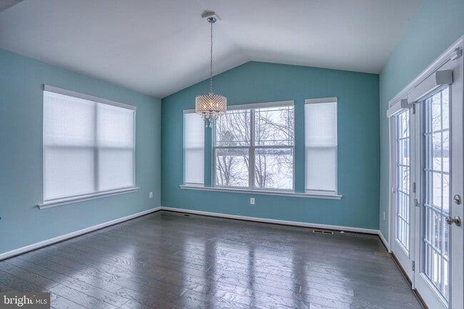 Building Photo - 101 Beaufort Ct