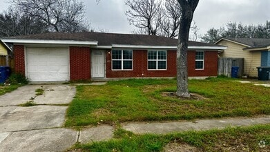 Building Photo - 5818 Glen Arbor Dr