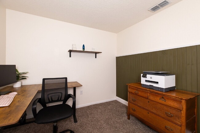 Building Photo - FOR RENT!!!!!