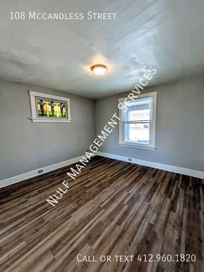 Building Photo - 108 McCandless St