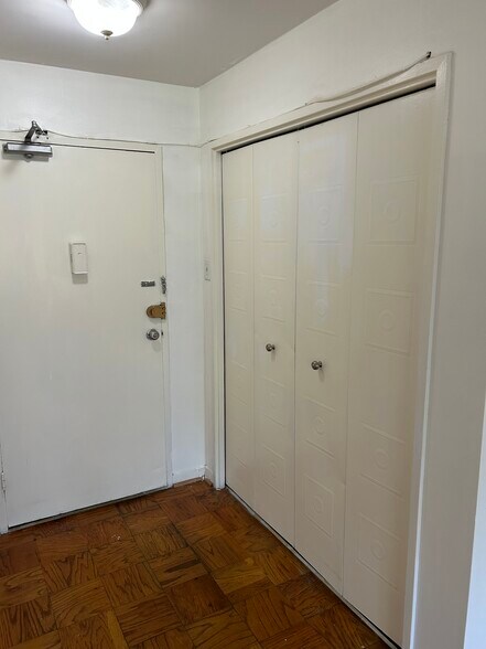 Entry closet 1 - 1900 Lyttonsville Rd