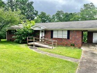 Building Photo - 107 Woodland Cir