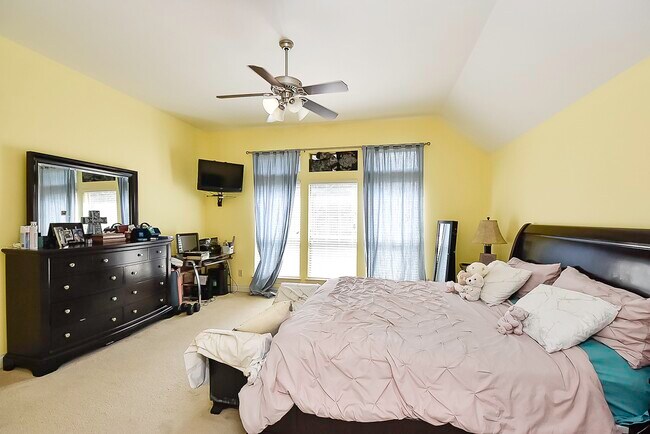 Building Photo - 6308 Silver Thistle Ln
