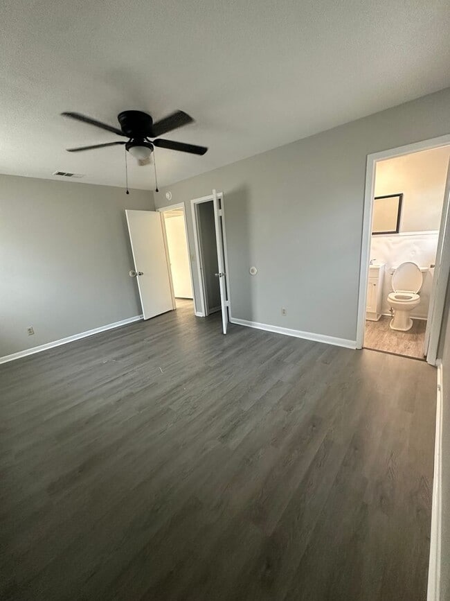 Building Photo - 2007 Aimwell Rd