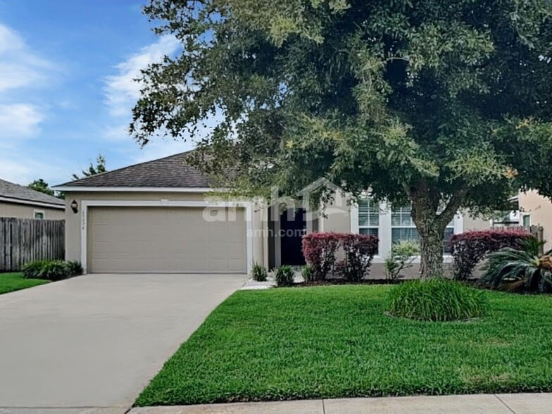 Primary Photo - 65074 Lagoon Forest Dr