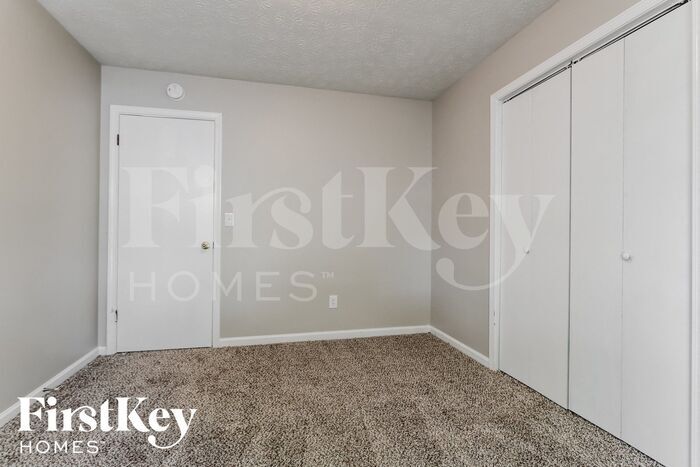 Building Photo - 64 Blanc Way