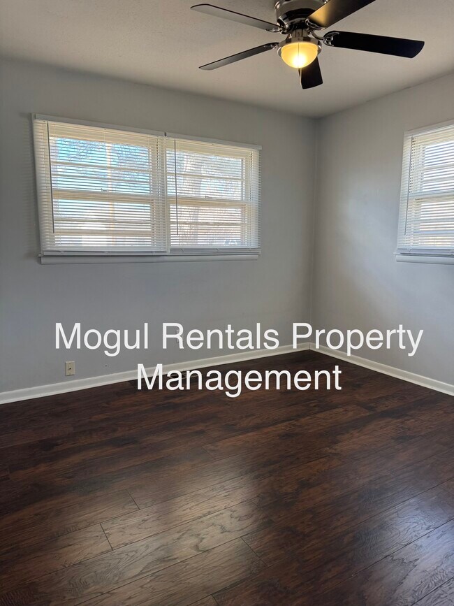 Building Photo - 3530 S Hiram St