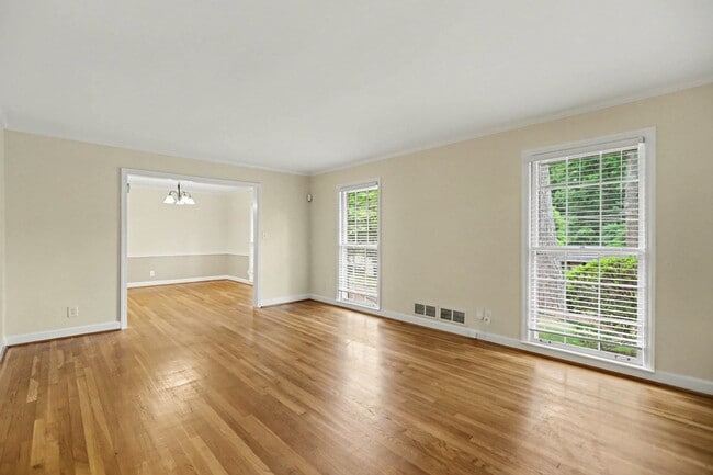 Building Photo - 4725 Kitty Hawk Dr