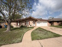 Building Photo - 5313 Carriage Ln