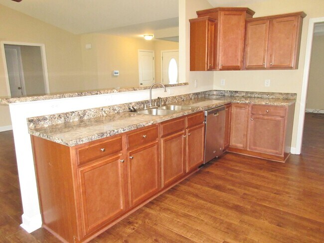 Building Photo - Nice 3 Bedroom Home in Richlands