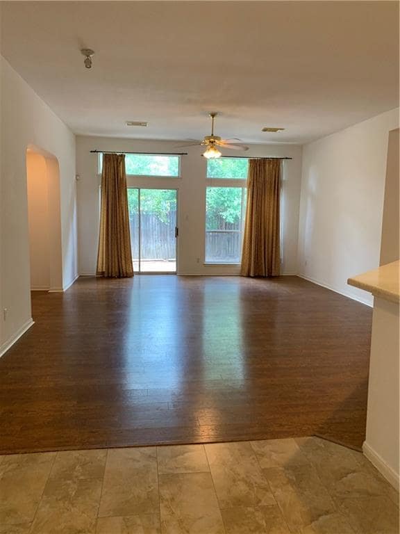 Building Photo - 5836 Lomita Verde Cir