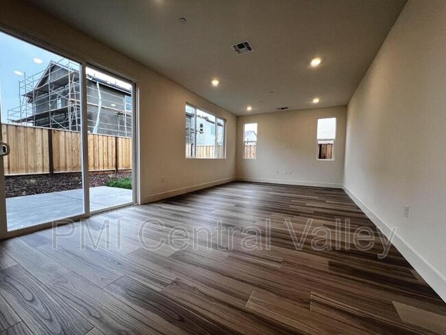 Building Photo - 3275 Hayduke St