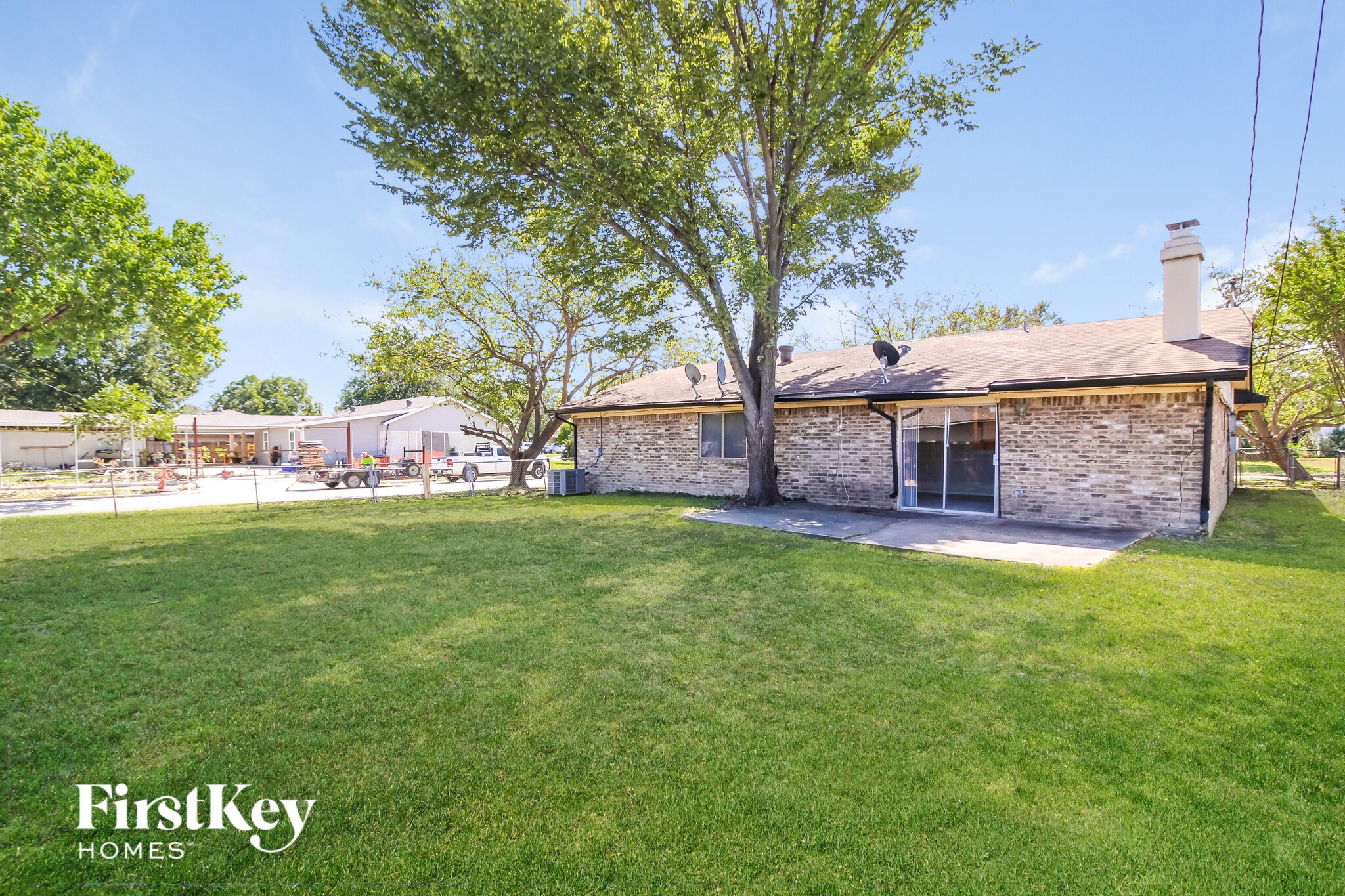 Building Photo - 502 Oak Ridge Pl