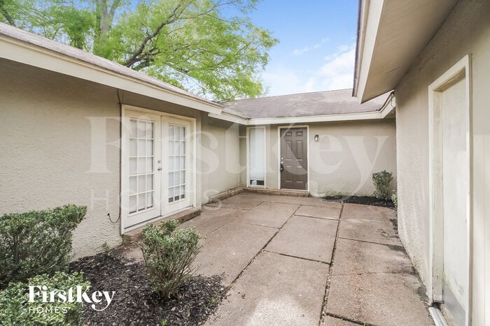 Building Photo - 6635 Wesfield Cove