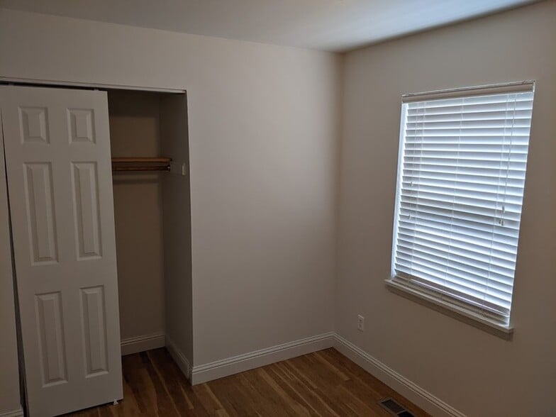 Building Photo - 614 Butler Dr