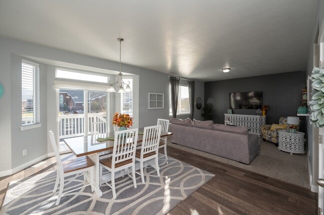 Building Photo - 4112 E Gazelle Run