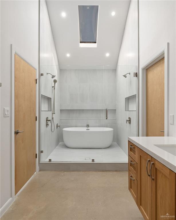 Building Photo - 35 Silverton Cir