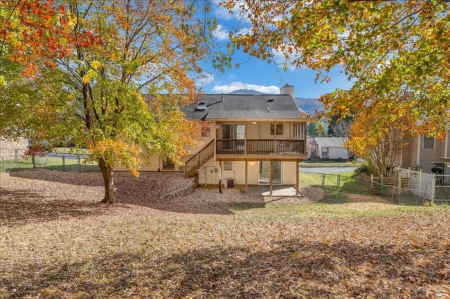 Building Photo - 5184 Orchard Hill Dr