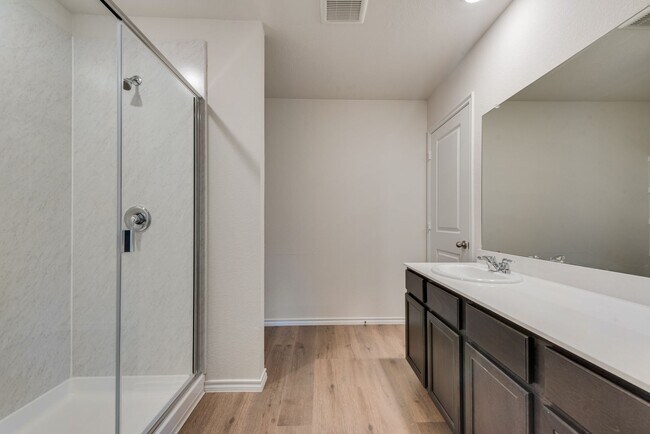 Building Photo - Beautiful 3-Bedroom Home in Aubrey ISD – Built in 2023!