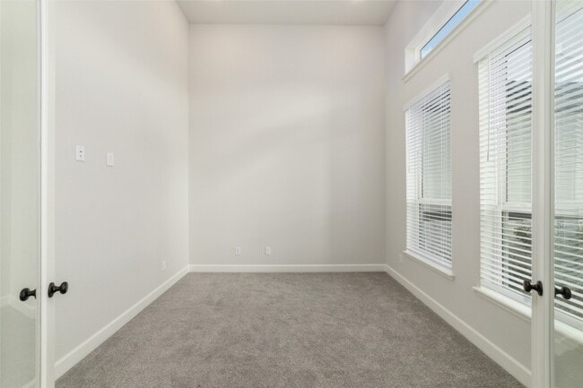 Building Photo - 2338 Shooting Star Ln