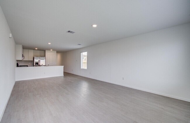 Building Photo - 18054 Le Gotte Ln