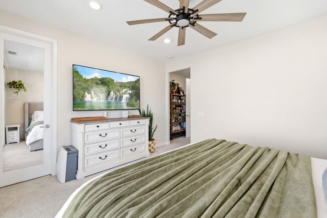 Building Photo - 27233 W Red Willow Ct