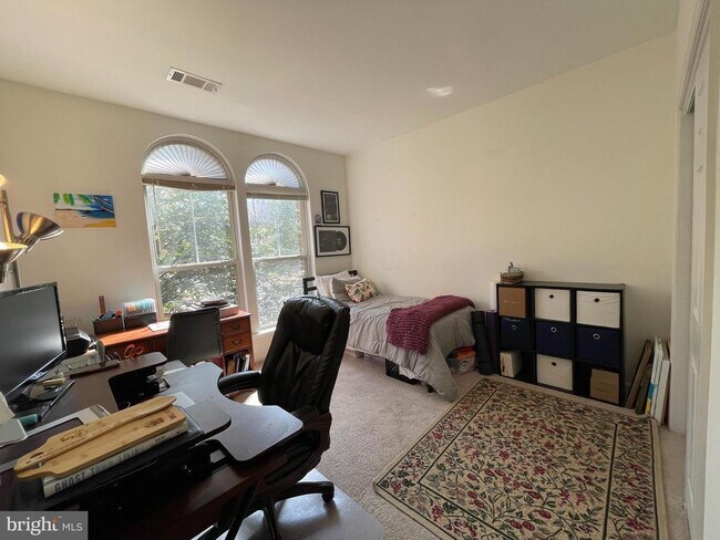 Building Photo - 2931 Deer Hollow Way