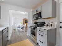 Building Photo - 212 N Blandena St