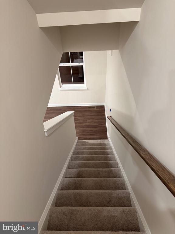 Building Photo - 10 Barbine Wy