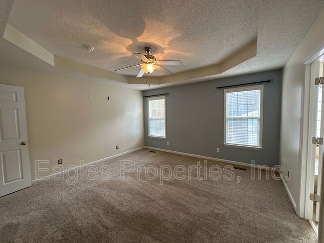 Building Photo - 105 Phillip Ct