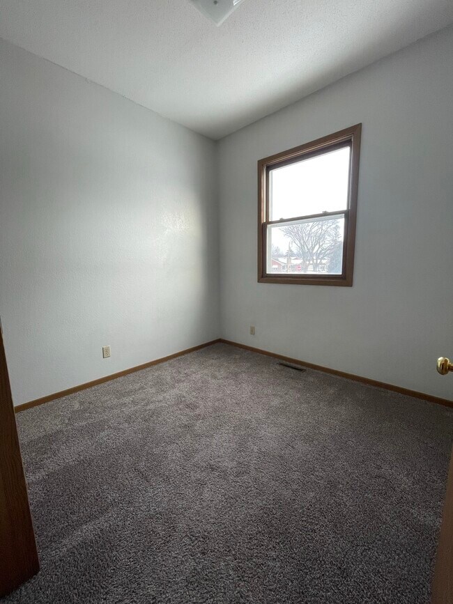 Building Photo - Whittier Apartments