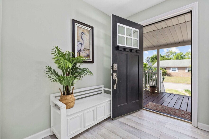 Building Photo - 430 Yaupon Ave