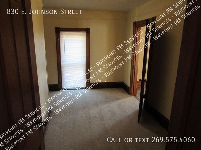 Building Photo - 830 E Johnson St