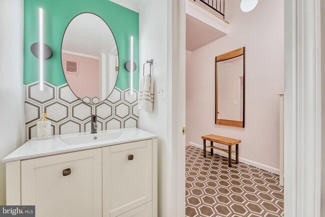 Building Photo - 11719 Dry River Ct