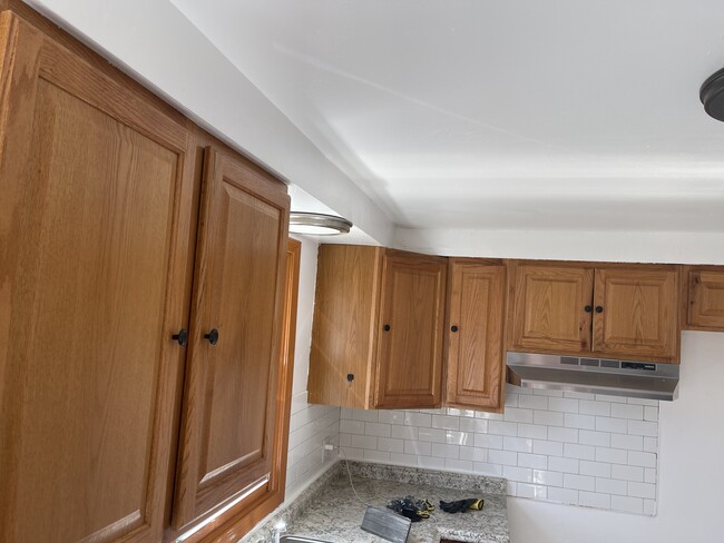 Building Photo - 165 Berehaven Dr