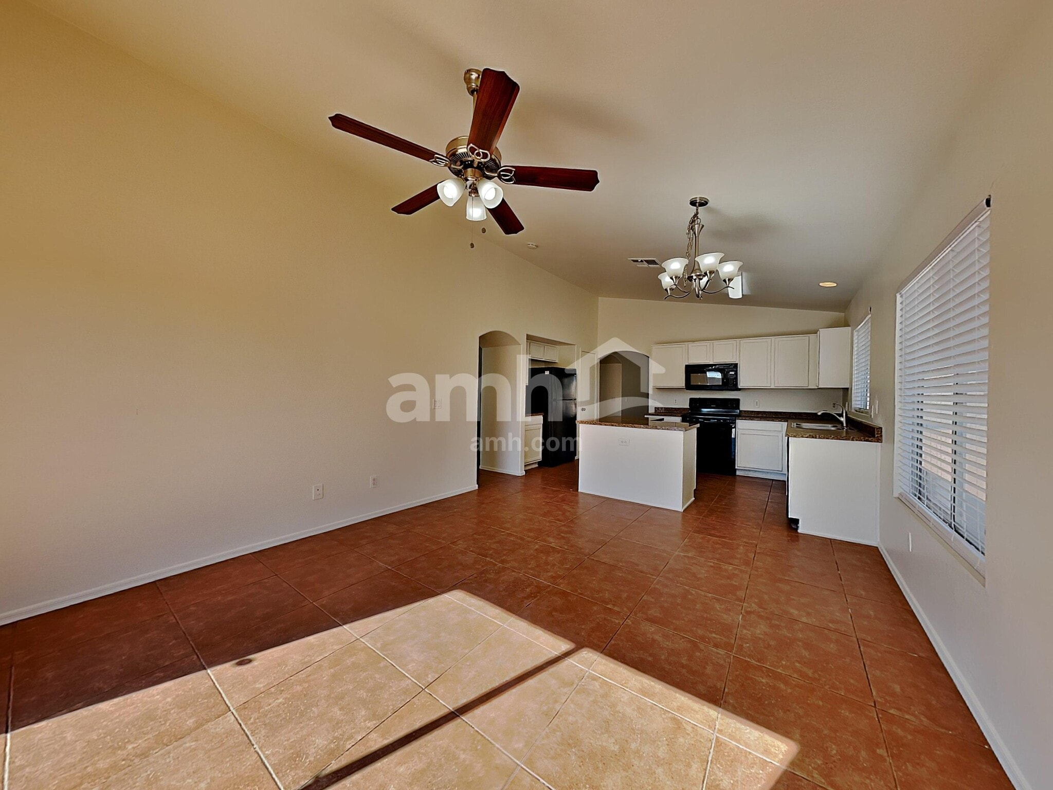 Building Photo - 12829 W Cherry Hills Dr