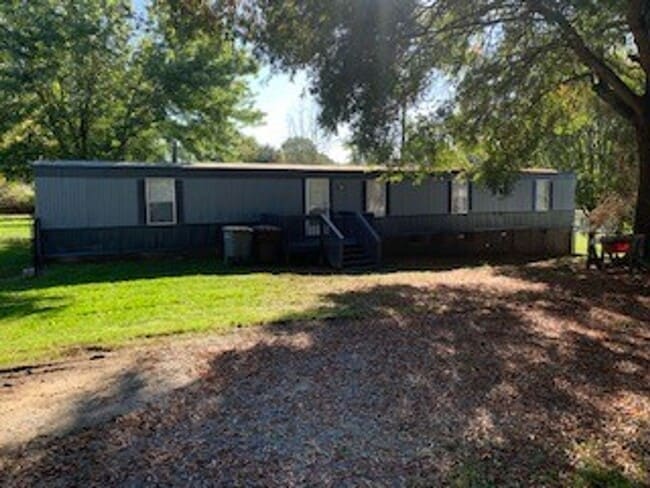 Primary Photo - 734 Pine St