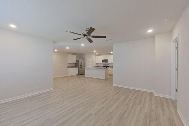 Building Photo - 4647 Malay Cir